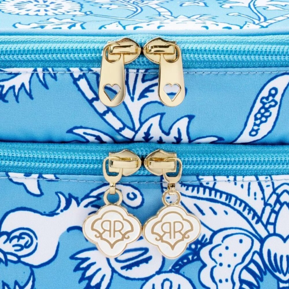 NWT Floral Vines Soft Sided Vanity Case Blue - Roller Rabbit x Target - Picture 3 of 3